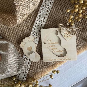 Wujku Czy zostaniesz moim Chrzestnym STÓPKA Zaproszenie 8x8 cm + Woreczek Jutowy