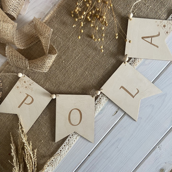 Baner Imię Girlanda do Pokoju Chorągiewki Drewno - 1 literka -