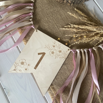 Proporczyk Na Krzesełko z Cyfrą na Roczek Urodziny Drewniany + Wstążki Satynowe