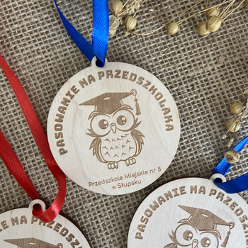 Pasowanie na Przedszkolaka Medal Grawer Drewno