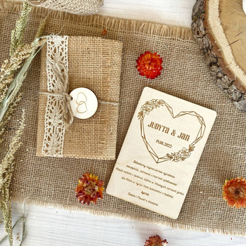 Kartka na Prezent na Ślub Wesele z Grawerem Drewniana