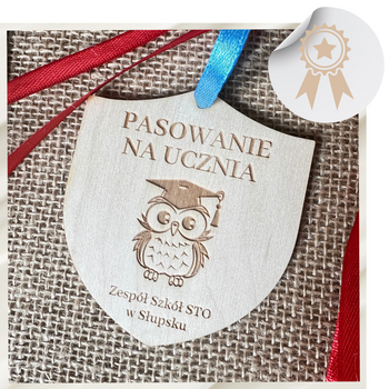 Pasowanie na Ucznia Order Pamiątka Prezent Drewniany Medal z Grawerem