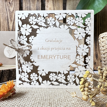 Kartka z okazji przejścia na emeryturę Drewniana  Kartka dla Emeryta