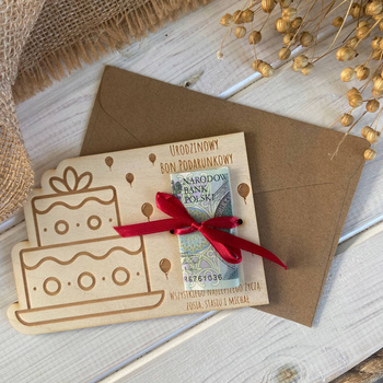 Kartka na Urodziny Bon Podarunkowy Drewno Grawer